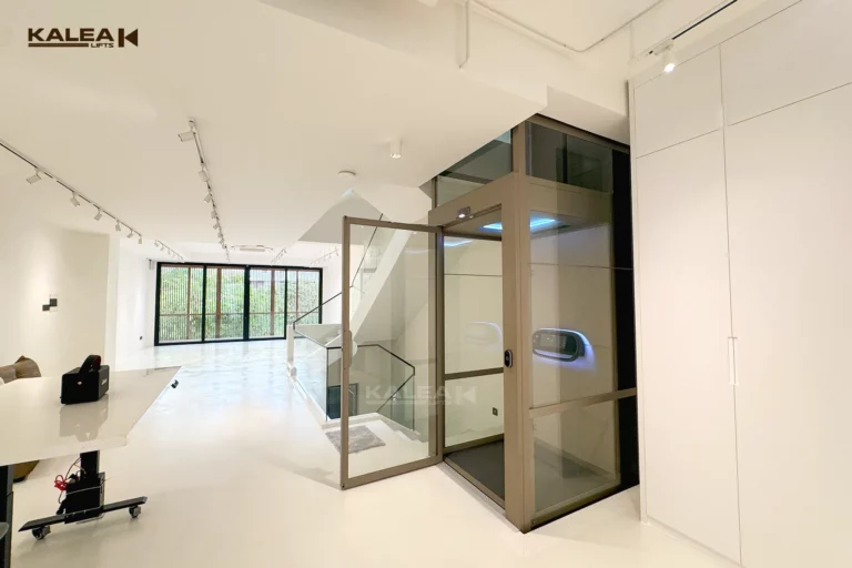 Bảng giá thang máy kính gia đình 400kg [Cập nhật 11/2025]