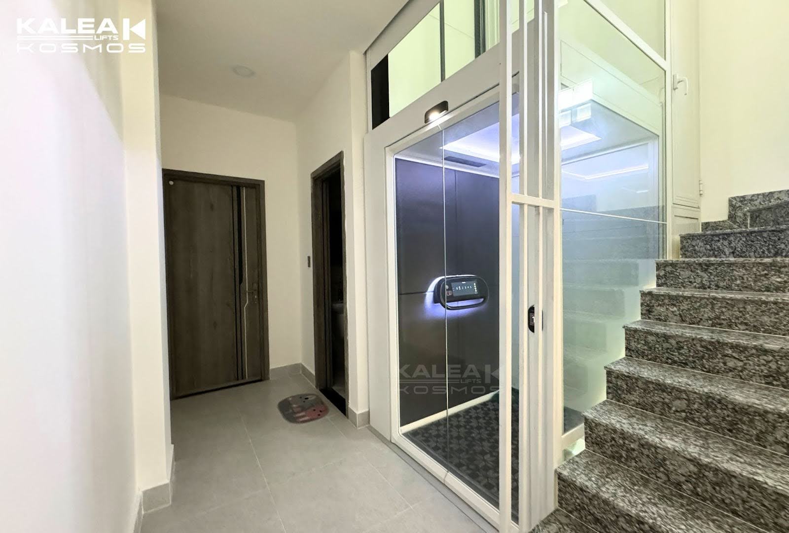 Thang máy vận hành có thể an toàn nhờ việc sử dụng nguồn điện phù hợp